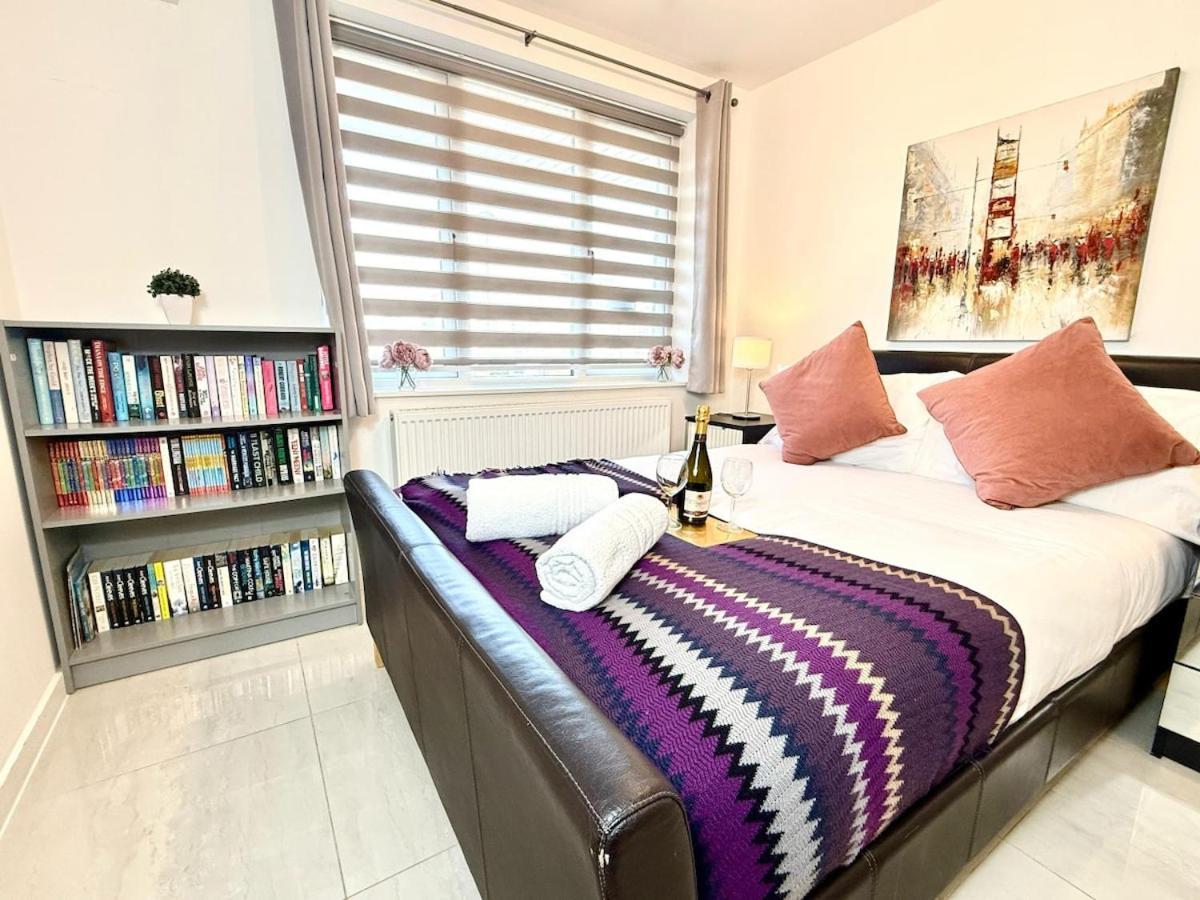 Walnut Luxurious 2-Bedroom With Ensuite - Parking, Netflix, Wifi - Close To Oxford, Bicester & Blenheim Palace Kidlington Kültér fotó