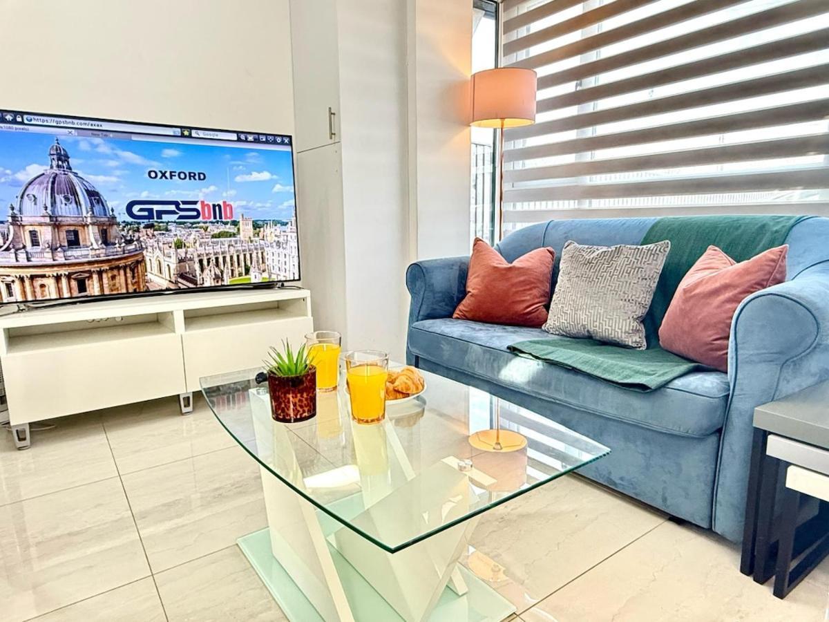 Walnut Luxurious 2-Bedroom With Ensuite - Parking, Netflix, Wifi - Close To Oxford, Bicester & Blenheim Palace Kidlington Kültér fotó